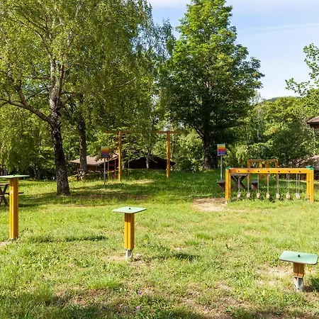 Дом отдыха Villaggio Anemone Fragolina *