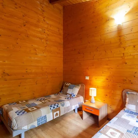 Prázdninový dům Villaggio Anemone Fragolina *